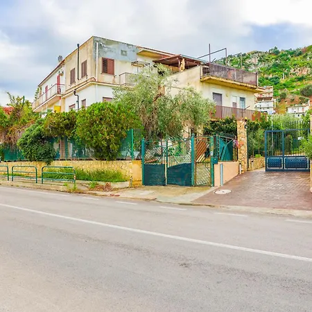 Bed & Breakfast Giardino Dei Cedri Trabia