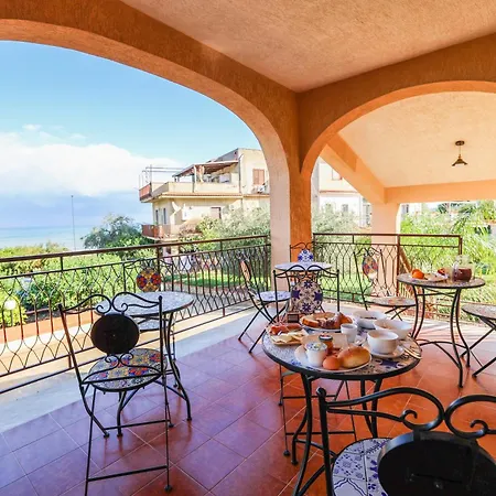 Giardino Dei Cedri Bed & Breakfast Trabia